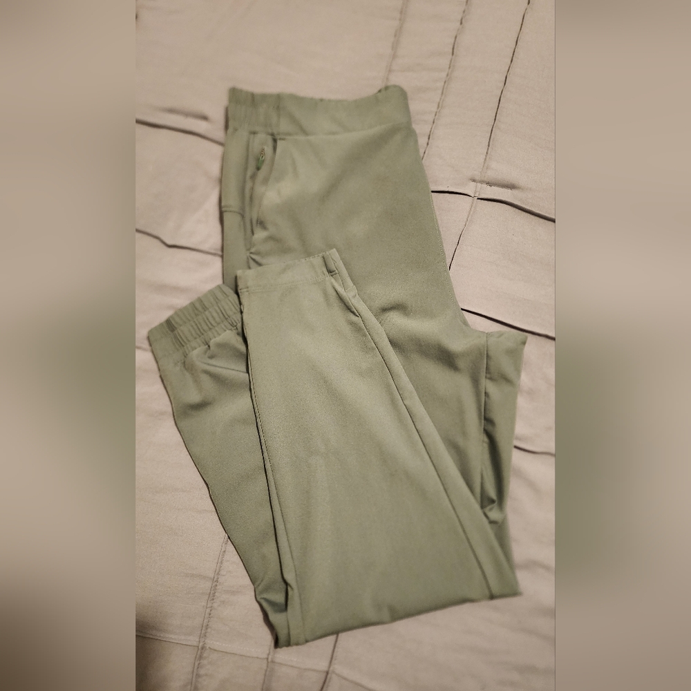 CALIA by Carrie Underwood Sage Green Joggers